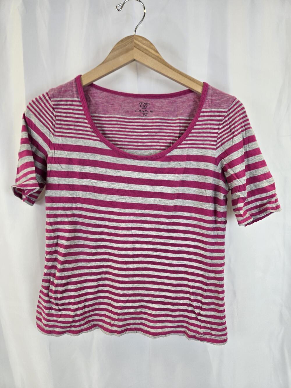 Crown & Ivy Shirt Womens Petite Medium Pink Stripe Scoop Neck Short Sleeve Tee